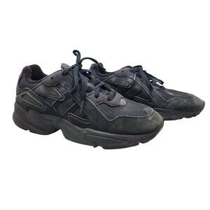 Mens Adidas Leather Black Athletic Shoes. Size 6M